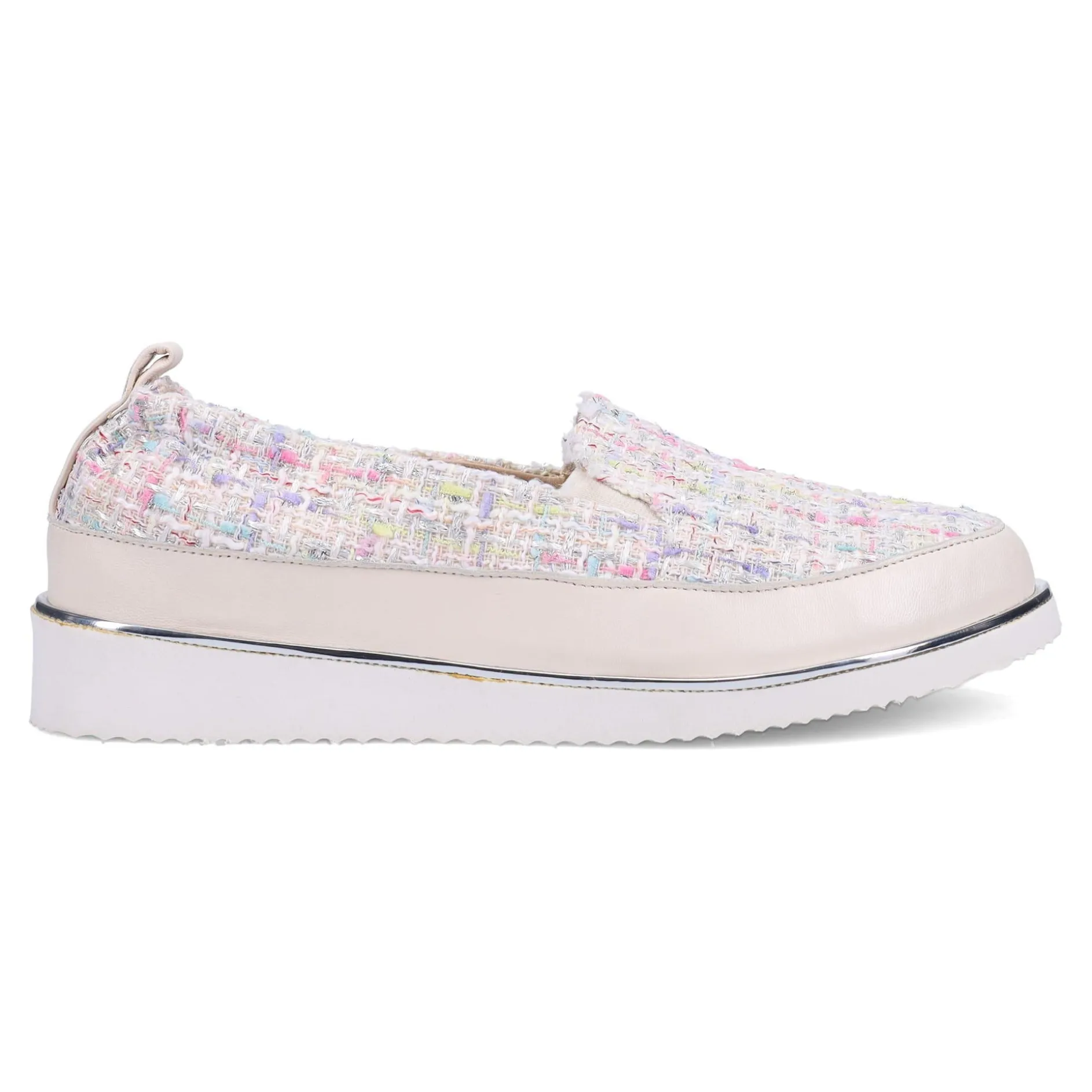 Nellaya Boucle